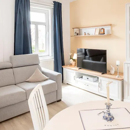 Else In Der 'stranddistel'